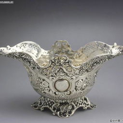 维多利亚时代的银光 180克1899年英国浮雕花卉925纯银碗赏析与收藏价值